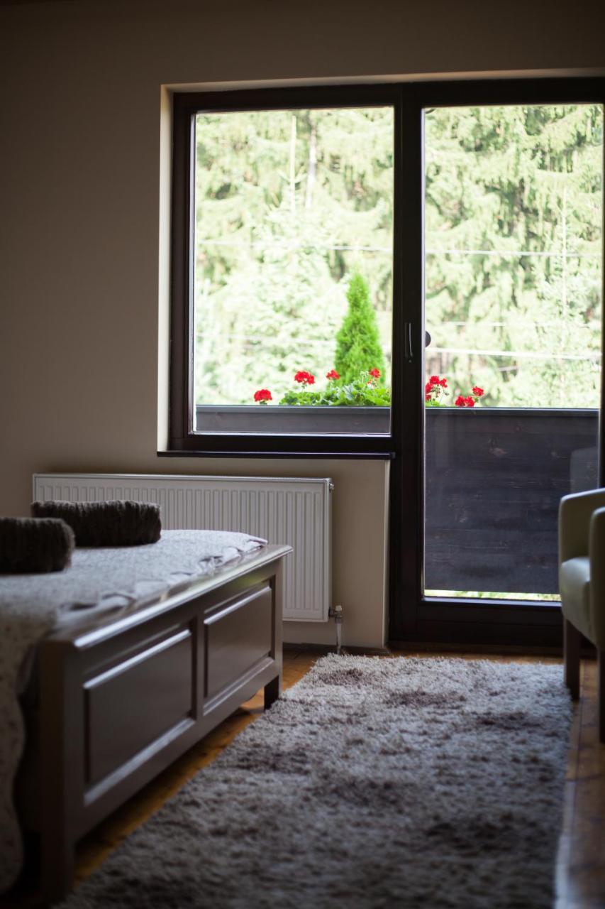 Pensiunea Unio Săcele Extérieur photo